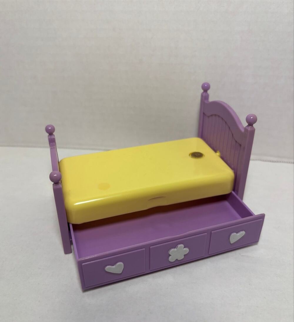 Vintage Barbie Doll Mattel tooth time Kelly bed for Tooth Fairy Flips!